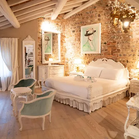 Regia Rosetta - Royal Borghetto فاليجيو سول مينشيو