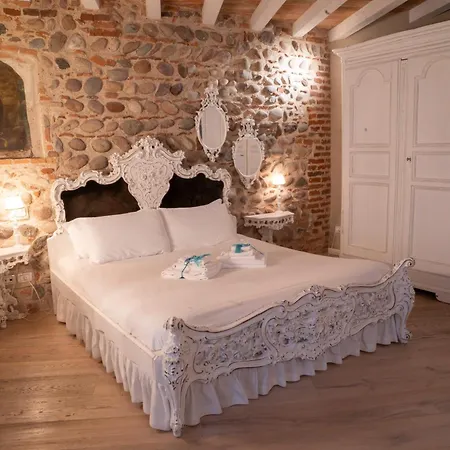 Bed & Breakfast Regia Rosetta - Royal Borghetto 3*
