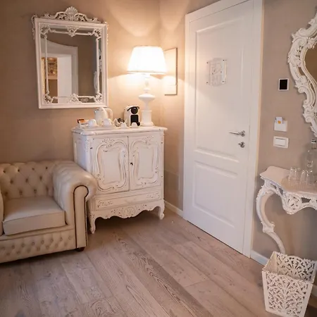 Regia Rosetta - Royal Borghetto Bed & Breakfast