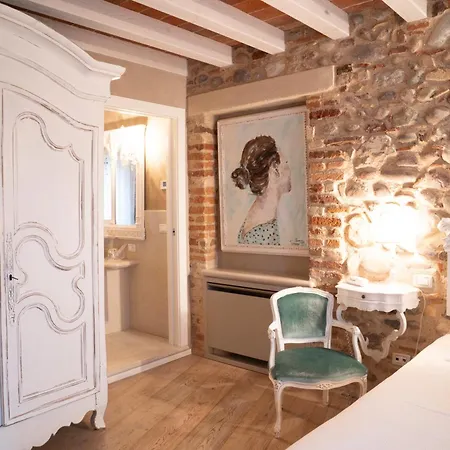 Bed & Breakfast Regia Rosetta - Royal Borghetto 3*