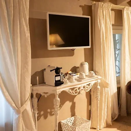 Regia Rosetta - Royal Borghetto Bed & Breakfast