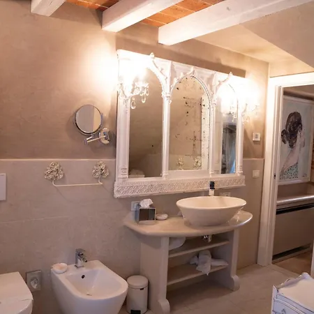 Bed & Breakfast Regia Rosetta - Royal Borghetto 3*