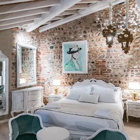 Regia Rosetta - Royal Borghetto Bed & Breakfast