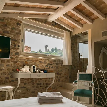 Regia Rosetta - Royal Borghetto 3*