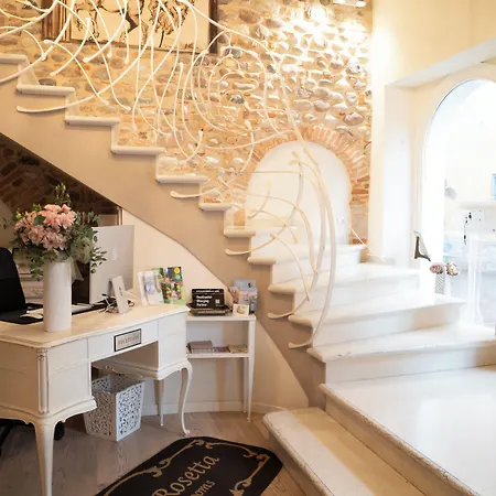 Regia Rosetta - Royal Borghetto Bed & Breakfast 4*