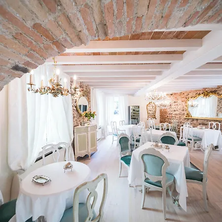 Regia Rosetta - Royal Borghetto Alojamento de Acomodação e Pequeno-almoço 4*