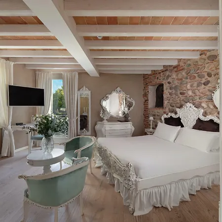 Regia Rosetta - Royal Borghetto 4*